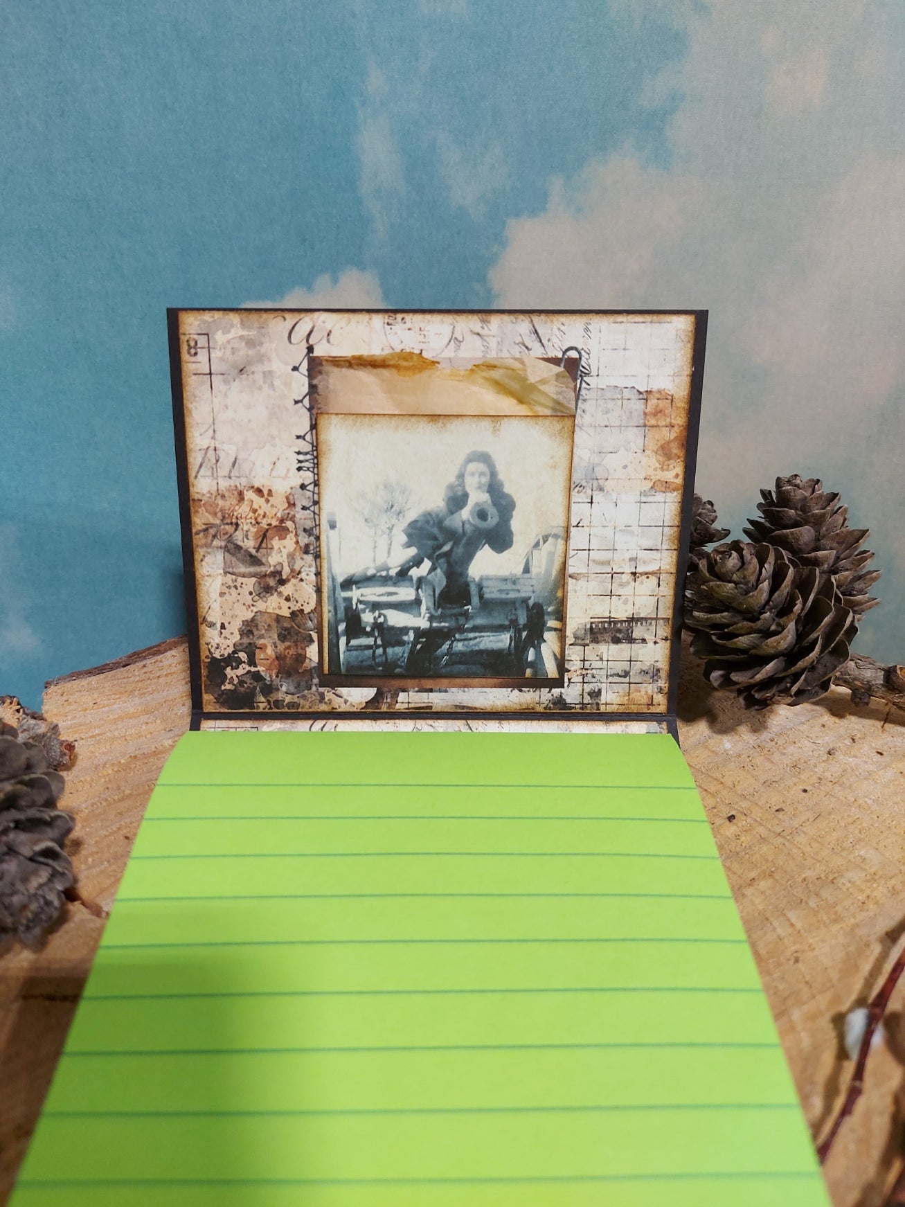 DIY Project ~ 4x4 Sticky Note Holders with photo option