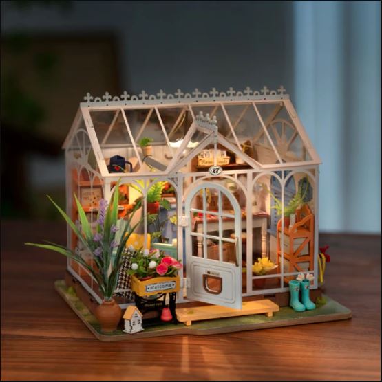 Rolife DIY Miniature House Kit, Dreamy Garden House