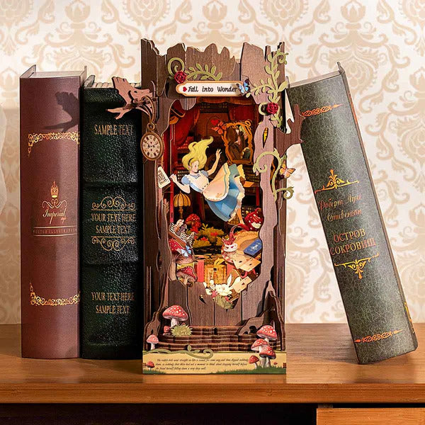 Rolife DIY Book Nook, Fall into Wonder Alice Adventure